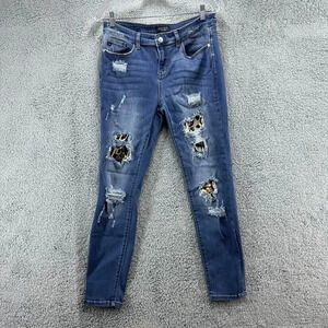 Judy Blue Women's Size 30 Distressed Leopard Soft Stretchy Comfortable Denim